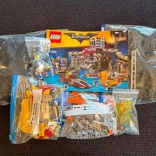 LEGO Batman Movie: Batcave Break-in - 70909 - 100% Complete w/ Instructions