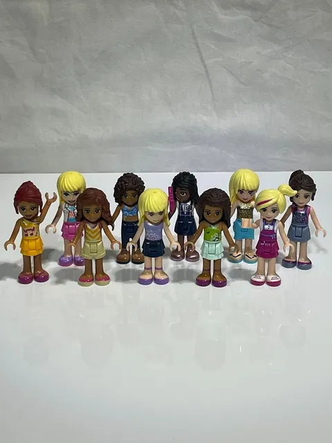 Lego Huge Lot 10 Friends Minifigure Used Good Condition E116