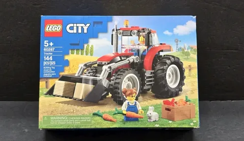 Lego City: Farm - Tractor - Set #60287 - New In Sealed - Damaged Box - 2021