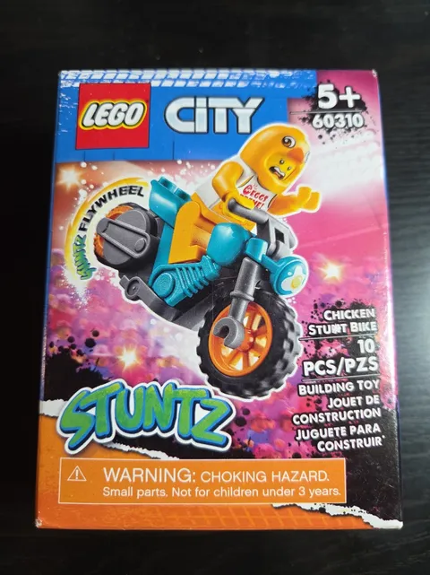 LEGO 60310 City STUNTZ Chicken Stunt Bike Motorcycle Flywheel Enabled Retired 