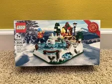 LEGO Seasonal Ice Skating Rink 40416 NEW IN BOX Limited Edition 