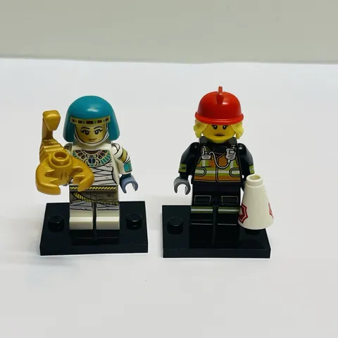 Lego Blind Bag Series 19 - Firefighter & Mummy Queen Complete CMF 71025