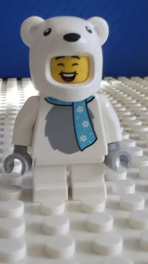 NEW LEGO Polar Bear Costume Kid Minifigure cty1930 60475 Holiday Advent