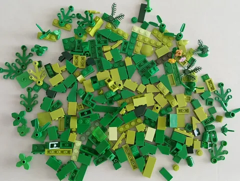 Lego Lot 230 Small Green Pieces, Bricks, Leaves, for MOC Botanicals, Greenery