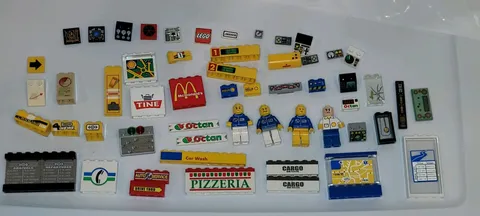 Lot of Vintage Lego Specialty Printed Parts Piece. 