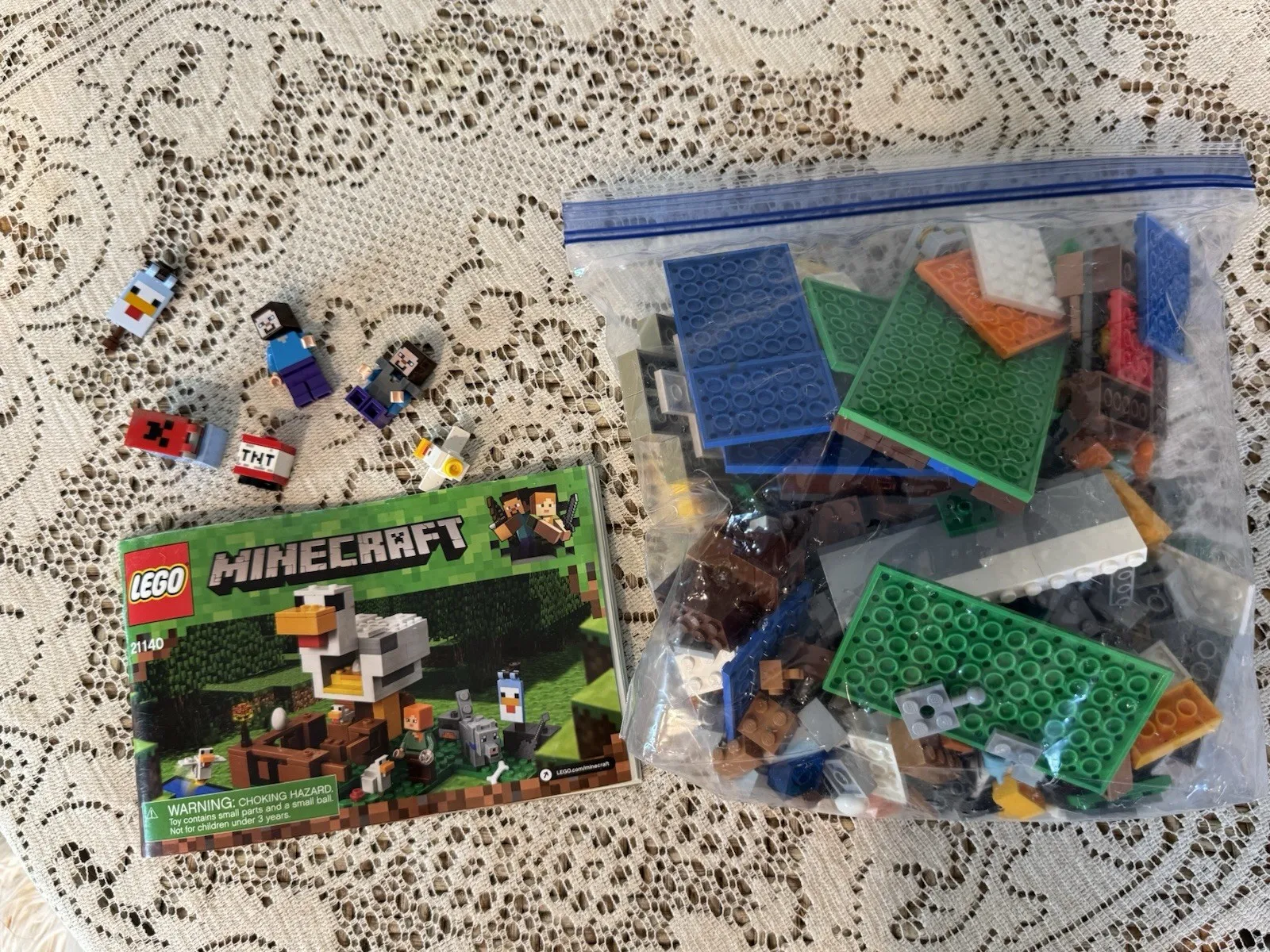 2018 LEGO 21140 Minecraft The Chicken Coop instruction manual Included