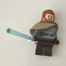 LEGO minifigure obi wan kenobi with blue lightsabers