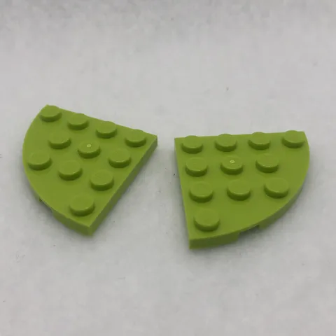 LEGO 30565 Lime Plate, Round Corner 4 x 4 (x2)