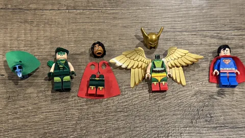 LEGO 70919 Super Heroes Hawkgirl Superman green arrow Minifigure 