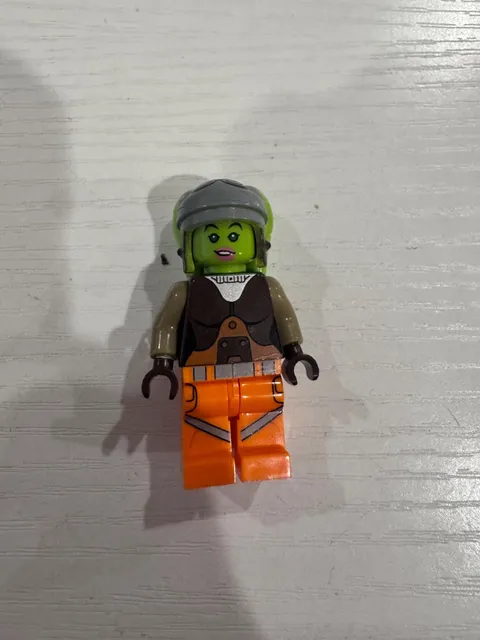 LEGO Star Wars Hera Syndulla - Dark Tan Arms sw0576 75053 75127
