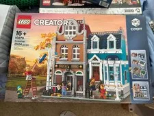 LEGO Creator Expert Bookshop 10270 Modular Building New In Box Sealed Box Damage