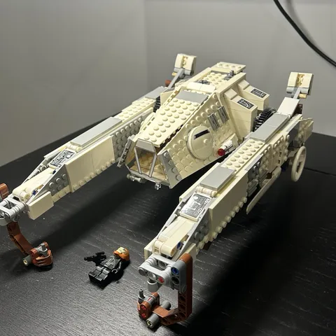 LEGO Star Wars 75219 Imperial AT-Hauler (Solo) w/ Dryden's Guard - Ship Build