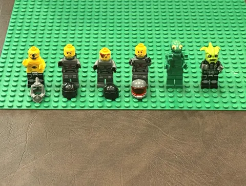 LEGO Minifigures Lot of 6 w/ Helmets, Alien Head Pieces, Yellow Heads read below