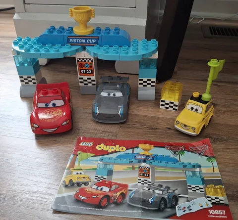 Lego Duplo 10857 Piston Cup Race  100% COMPLETE 31 PCS Retired  Instructions
