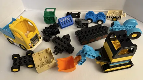 Lego DUPLO Construction  & Vehicle Lot - See Pics - Assorted, Truck, Digger +