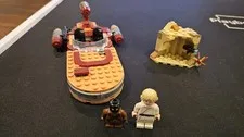 LEGO Star Wars: Luke Skywalker's Landspeeder (75271) Missing C3PO