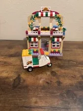 LEGO Friends: Heartlake Pizzeria (41311)