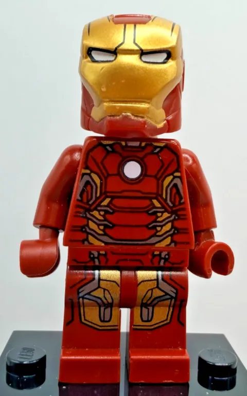 LEGO 76038 Marvel Avengers Iron Man Mark 43 Armor Minifigure sh0167