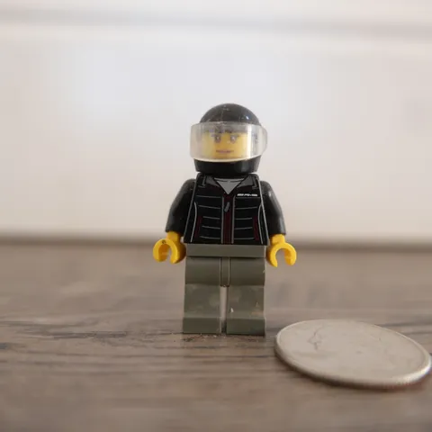 LEGO Mercedes-AMG Project One Driver Minifigure 76909 Speed Champions !!!