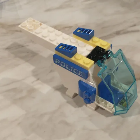 LEGO Police Helicopter Build White/Blue Trans-Light Blue Canopy