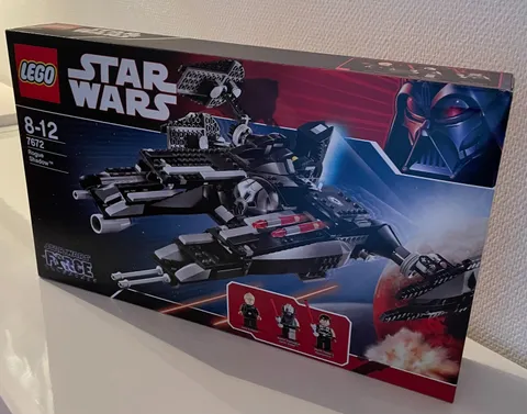 LEGO Star Wars: Rogue Shadow (7672)