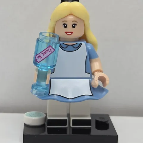 LEGO Alice in Wonderland Minifigure CMF Series 1 Disney 71012