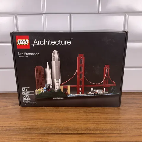 LEGO Architecture San Francisco Skyline 21043 565 PCS Brand New Factory Sealed
