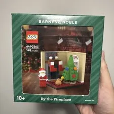 LEGO 6490363 Barnes & Noble Exclusive Santa Fireplace Christmas NEW and SEALED