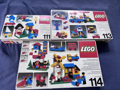 Large lot of 3 LEGO Vintage RARE 111, 113 and 114. 95% comp. with boxes & bases.
