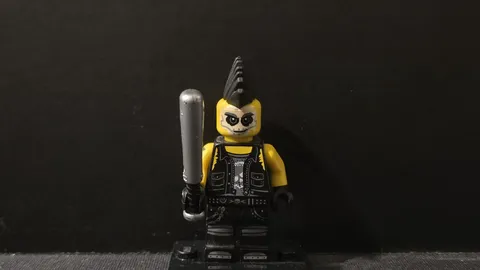 LEGO Ninjago Mohawk Minifigure 2018 Toys'R'Us Bricktober Exclusive 5005257