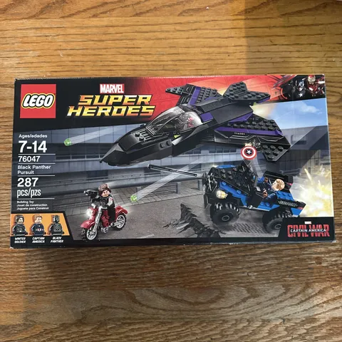 NIB sealed LEGO Marvel Super Heroes 76047 Black Panther Pursuit 287pc Comic Book