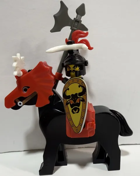 LEGO Castle Knights Kingdom I Cedric the Bull Minifigure 6096 6098 6091 6095