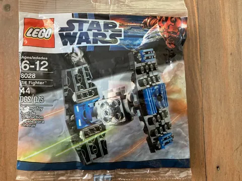LEGO 8028 Star Wars Mini TIE Fighter - Polybag Set - New!