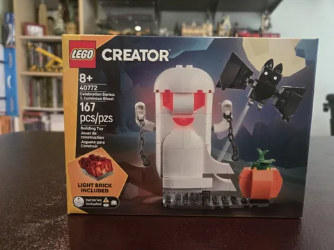Lego Luminous Ghost 40772  New in Box