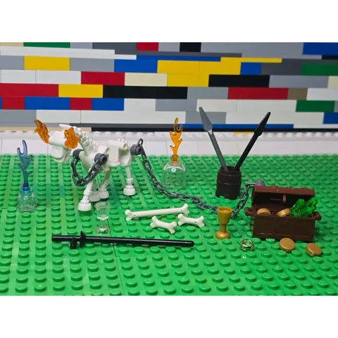 LEGO Skeleton Horse Minifigure With Accessories - 59228