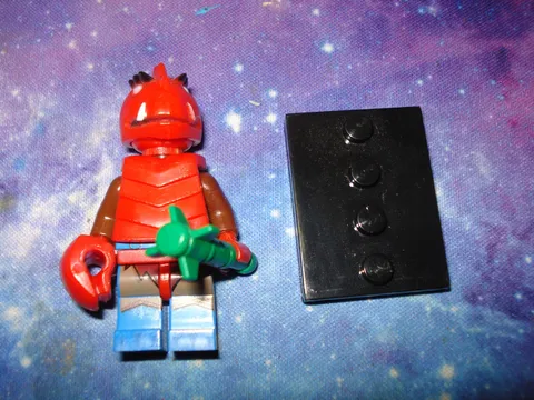 HE-MAN MASTERS OF THE UNIVERSE LEGO MINIFIG FIGURE Complete Clawful