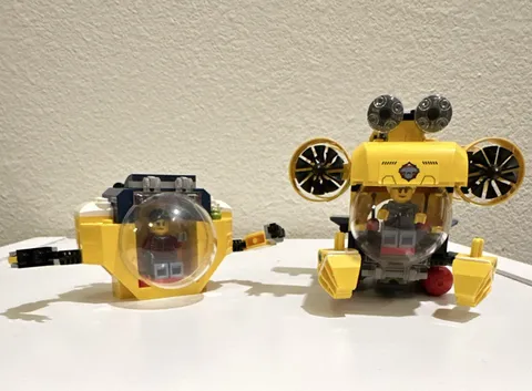 LEGO Yellow Submarines from 60263 and 60264 with Minifigures (As Pictured)