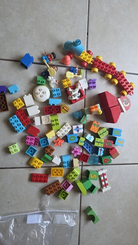 LEGO Duplo LOT OF SETS  NUMBER TRAIN. Barn INCOMPLETE