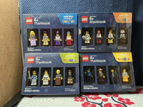 Lego- MiniFigures 4 packs collection- Toyrus Exclusive 2016- Unopened