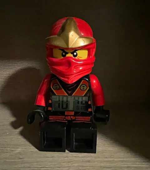 LEGO NINJAGO Red Ninja Minifigure w/ Helmet & Digital Display Chest