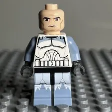 GENUINE LEGO Star Wars Clone Trooper 104th Wolfpack Sand Blue sw0331 Set 7964 1A