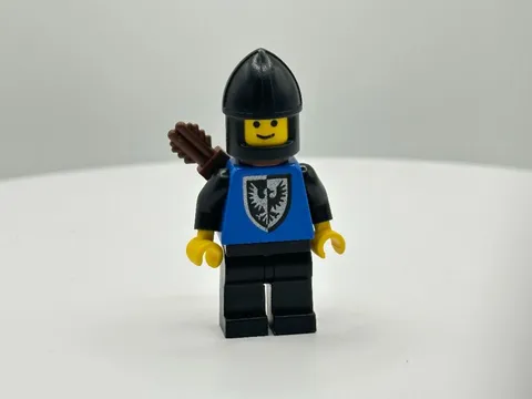 LEGO Castle Black Falcon Knight Minifigure - cas301 - Sets 6074 6073