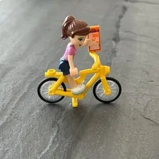 LEGO Minifigure Friends With Bike