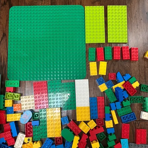 Mixed Lot Duplo Lego Plastic Building Blocks Baseplate Multicolor 392+ Pieces