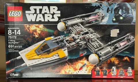 LEGO Star Wars Y-Wing Starfighter Set #75172 - Damaged Box