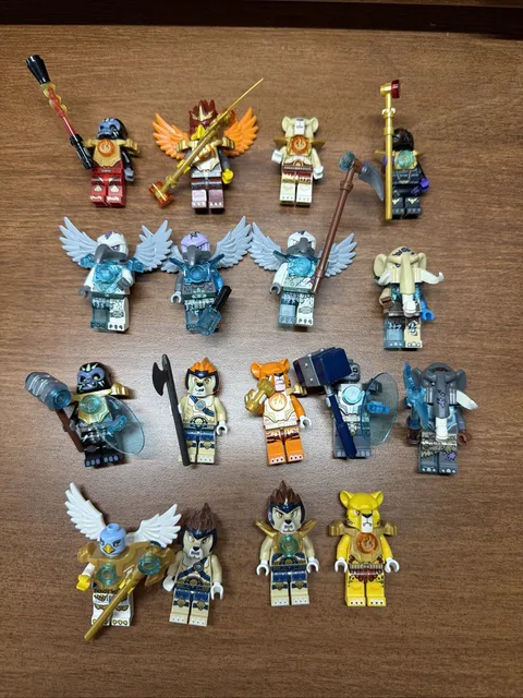 Lego Chima Lot Of 17 Lions, Mammoths, Gorillas Etc. Weapons Shown Included