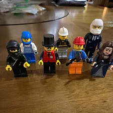 LEGO Minifigures Lot of 7 - Ninja, Construction Worker, Top Hat, Woman, Police