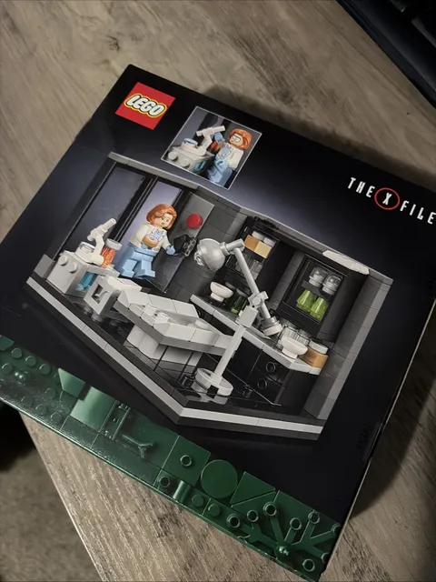 LEGO 40896 Ideas The X-Files Scully’s Lab GWP NEW SEALED Limited Edition 