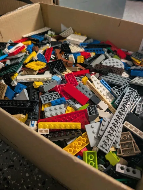 Lego Bulk Lot Bricks 15lb Mixed Assorted Colors Shapes Sizes Building Pieces MOC