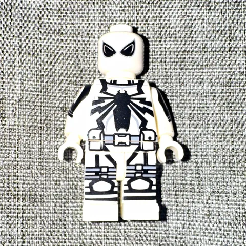 LEGO Minifigure *RARE* White Suit w Black Spider-Man, Anti-Venom
